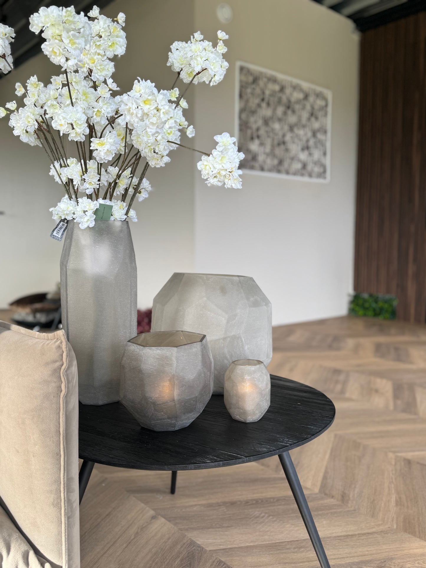 Bungil Bombyxx by Daro Home & Interior