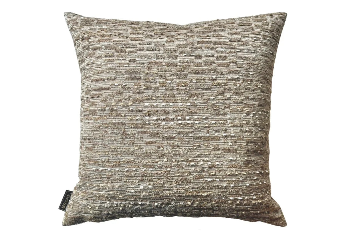 Belle Sierkussen 45x45 – Hotel Chique Kussen met Glans & Structuur | Bronssierkussen bij Daro Interior
