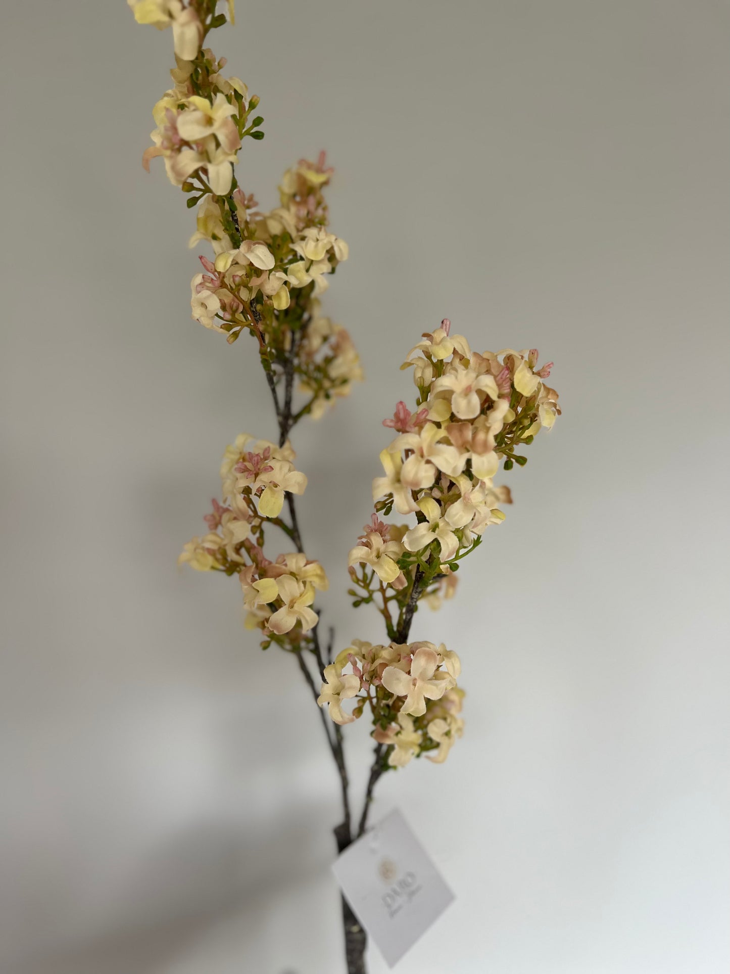 Vintage silk flower by Daro Home & Interior