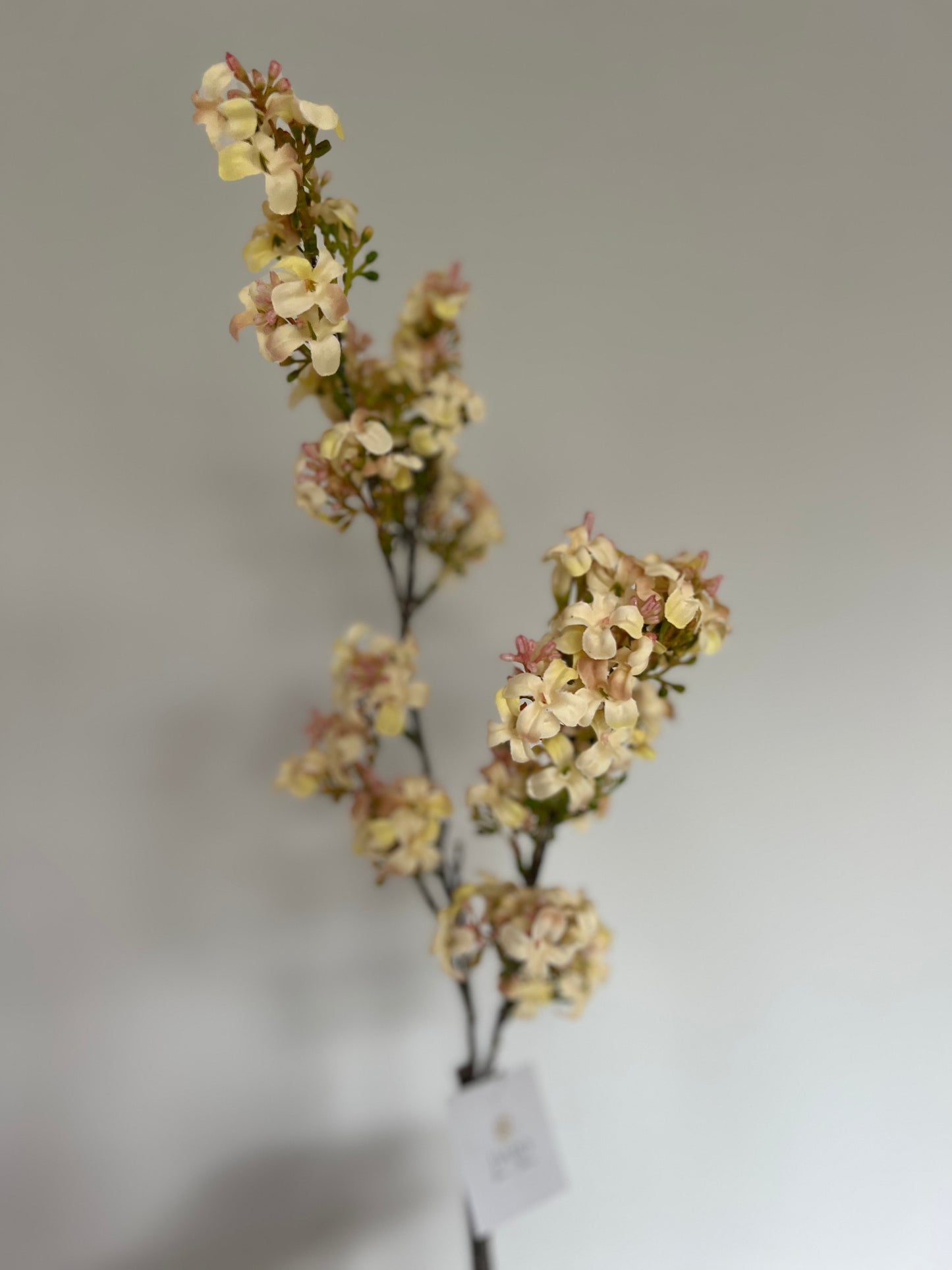 Vintage silk flower by Daro Home & Interior