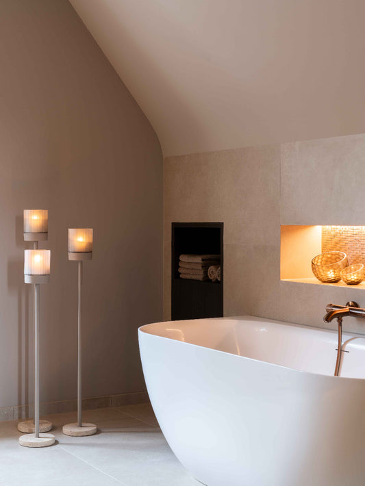 Bombyxx Mist Vloerkandelaar – Smoke/Beige Glas (S, M, L)