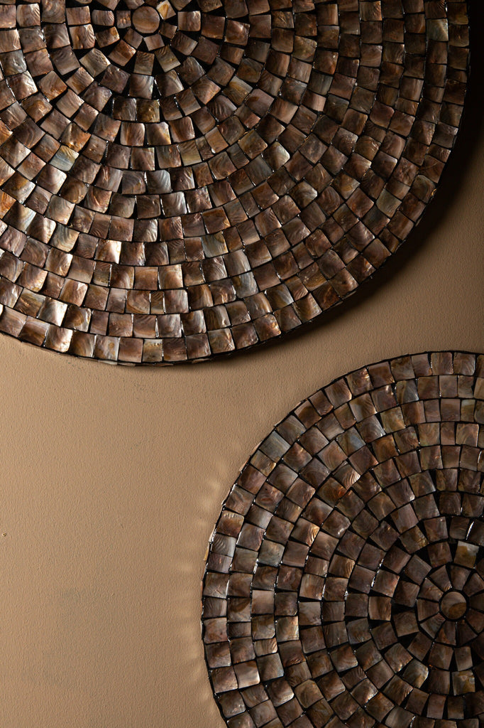 Nikael Bronze round poly shell bamboo wall panel L