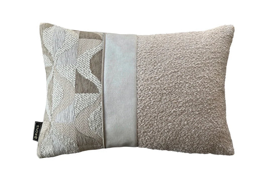 Kenzo Strook Sierkussen 45x30 – Beige Design met Strook | Bronssierkussen bij Daro Interior