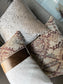 Luxe sierkussen Zize 50x50 beige & terracotta | Daro Interior