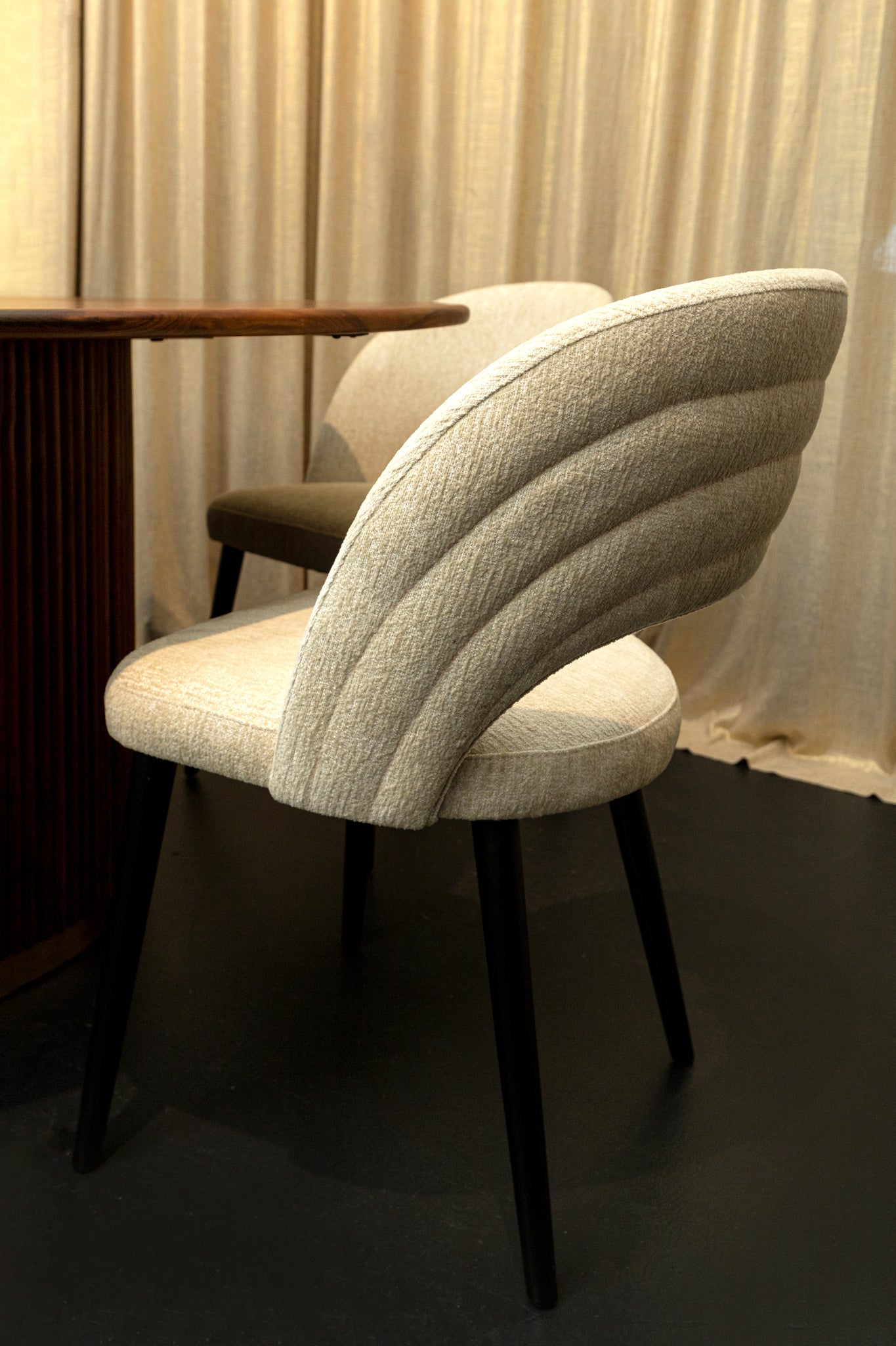 Abierto dining chair