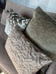 Luxe sierkussen Rowena groen 60x60 | Daro Interior