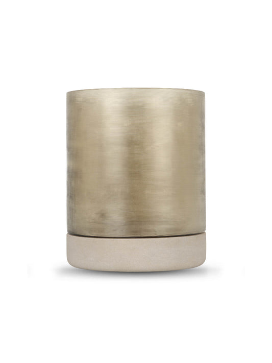 Realgar Bombyxx by Daro Interior